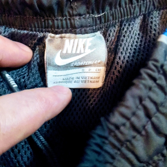 Nike track pants - Picture 2 of 2
